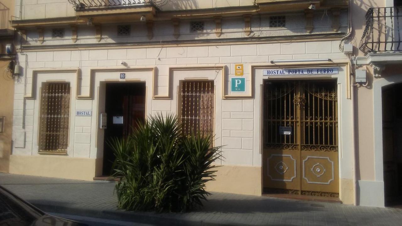 Hostal Porta De Ferro Sant Boi de Llobregat Esterno foto